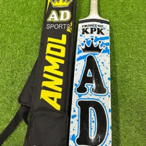 Sppartos Tuborg Kashmir Willow cricket bat (Sizes Available)